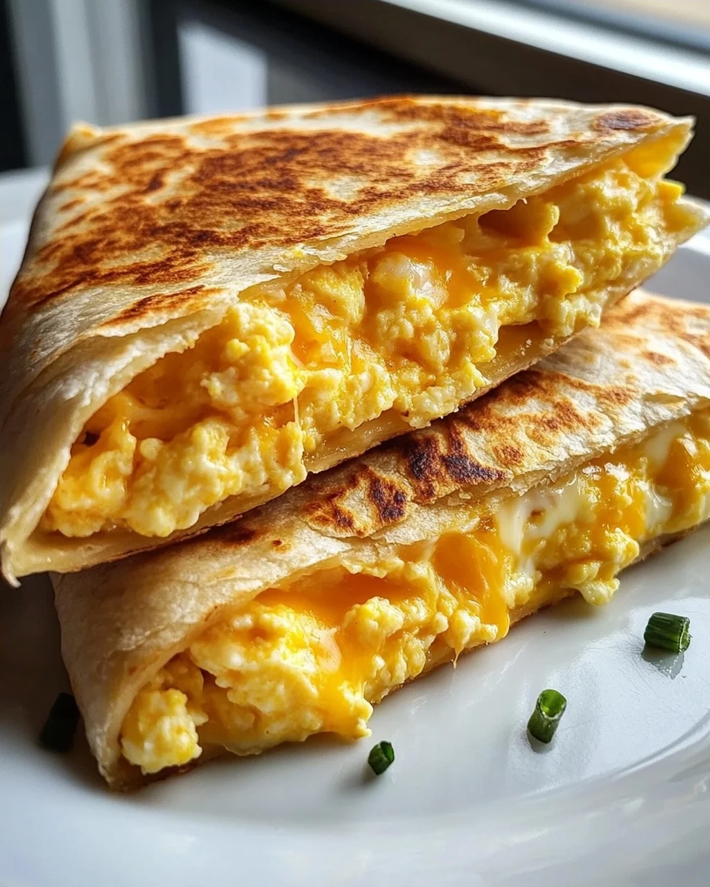 Egg & Cheese Frühstücks-Quesadilla-Taschen: Schnell & lecker!