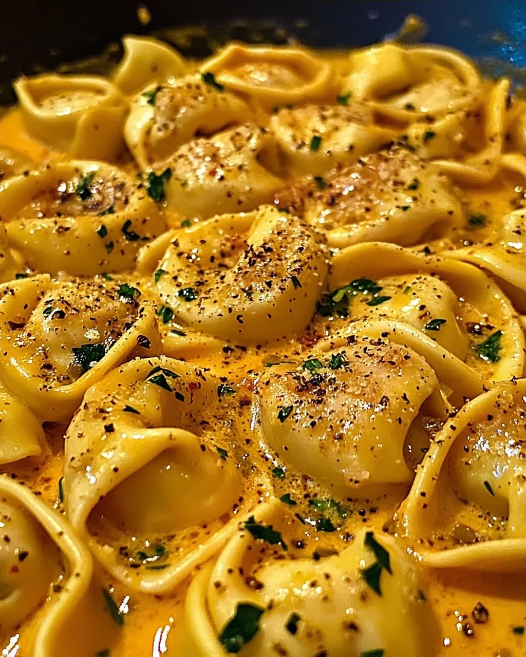 Eintopf Würzige Knoblauchbutter Hühnchen Tortellini Rezept